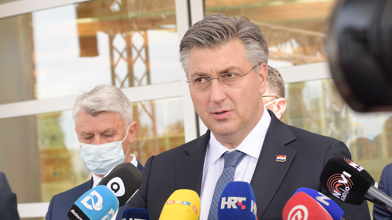 Plenković: Milanović je licemjer koji u tiradi uvreda istodobno hini zajedništvo i suradnju